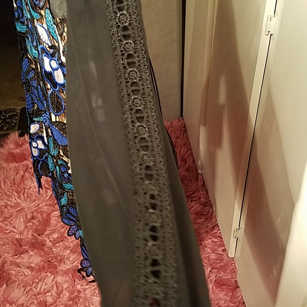 Dress - Picture 4 of 5
